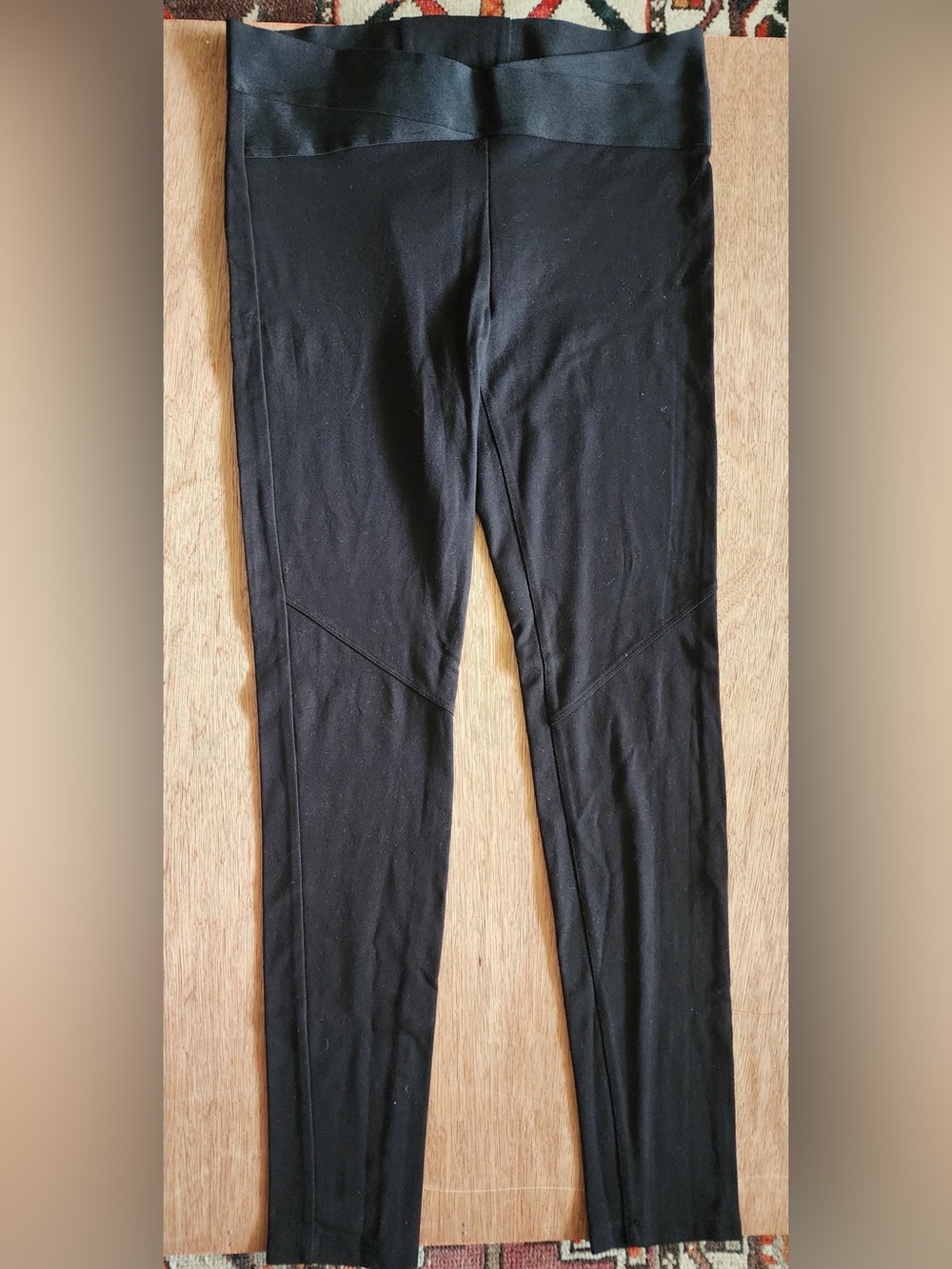 cabi #521 Black Ponte Leggings Criss Cross Waistband Skinny Pants